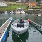 Tiny House With Fjordview! * Lauvstad