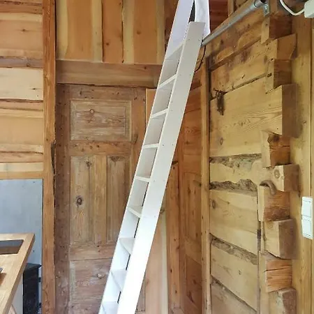 בית נופש Tiny House With Fjordview! Lauvstad