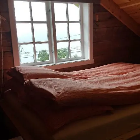 Tiny House With Fjordview! * Lauvstad